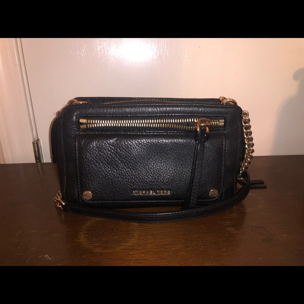 MK CROSSBODY